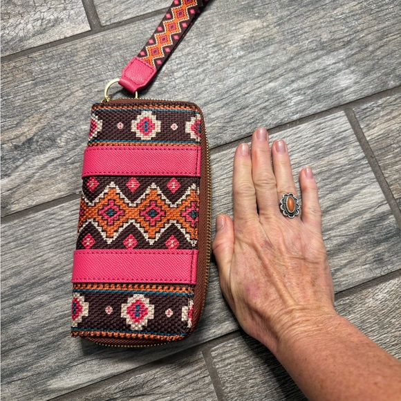 8”x4” NWOT Wristlet - Picture 7 of 7